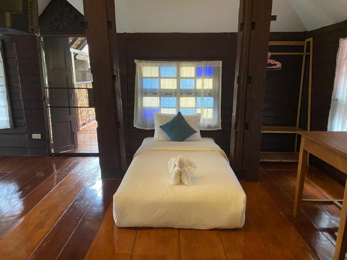 Donpin8-Timeless House Chiang Mai Hotell Eksteriør bilde